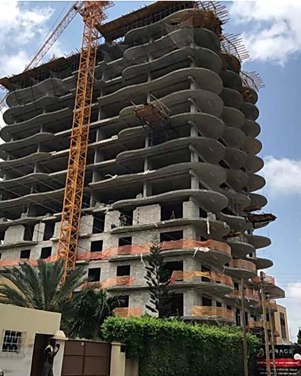 Mirage Residence under construction with the tower crane in place